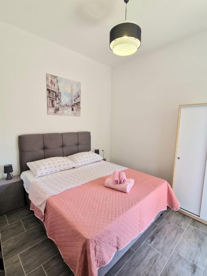 Apartman Ivan Kruševo Buitenkant foto