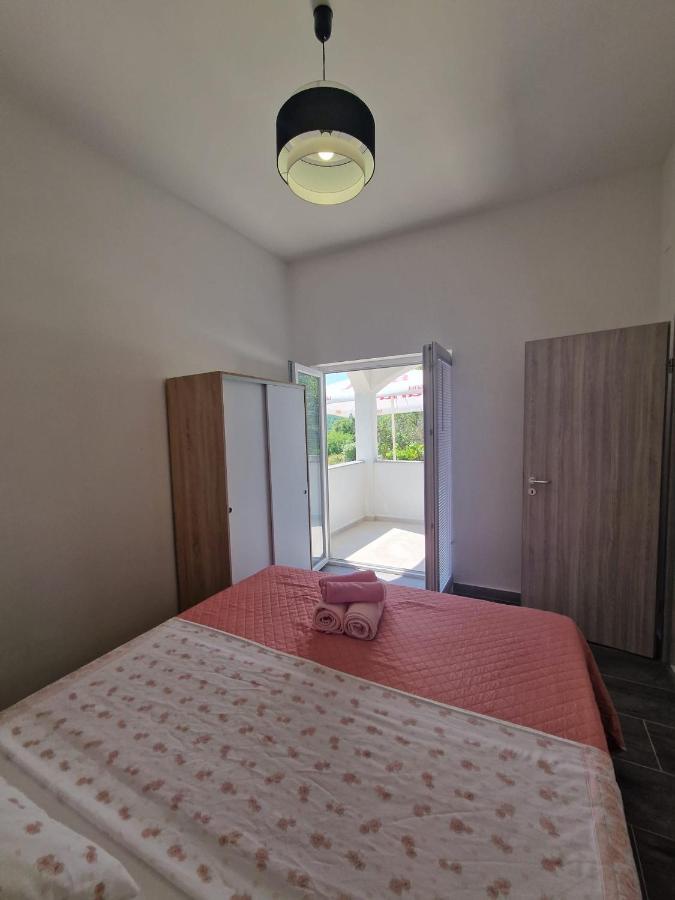Apartman Ivan Kruševo Buitenkant foto