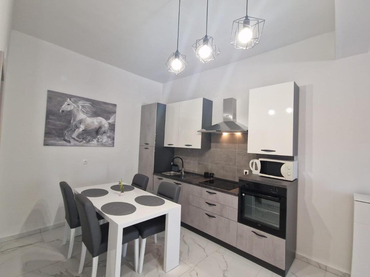 Apartman Ivan Kruševo Buitenkant foto